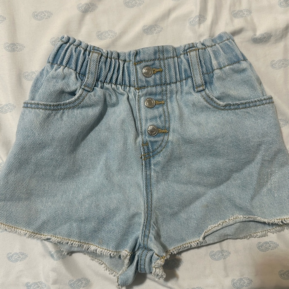 Kids Zara shorts, size 3-4